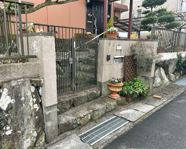 9755CAB2-4945-43F2-964E-BFB7140FCFE4 神戸市北区 お庭リフォーム 作業前